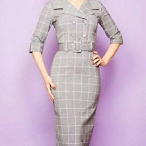 Bettie Page Checkered Dress with belt - Picture 2 of 16